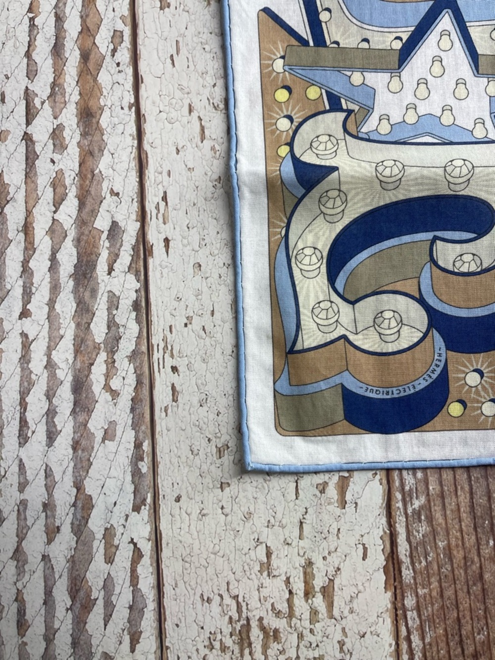 Hermes Electrique 45cm Silk Scarf - Dimitri Rybaltchenko Like New Authentic - Picture 4 of 14